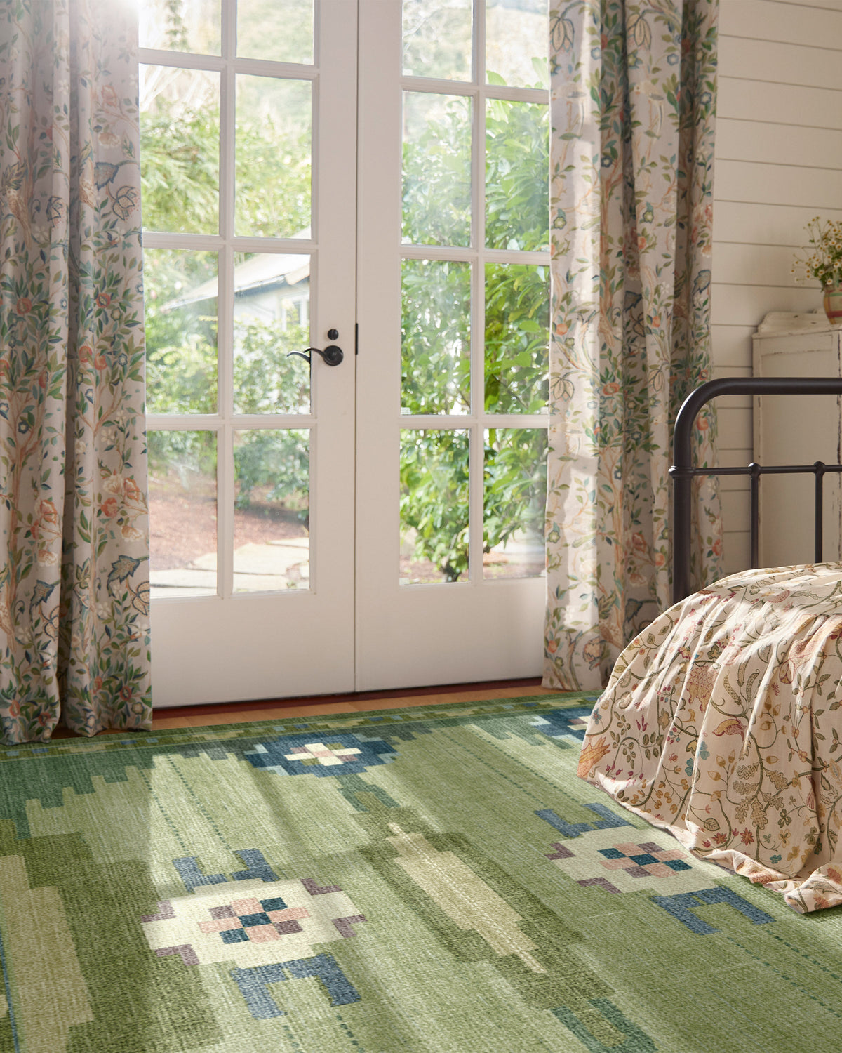 Tapis tissé plat nordique avec motif géométrique vert fougère lavable pour salon et chambre