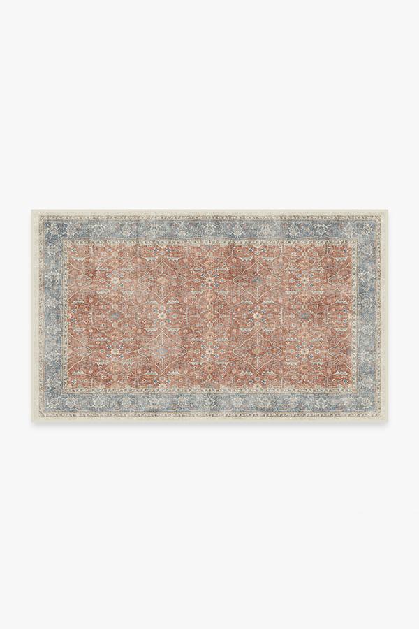 Tapis tissé plat bohème vintage avec motif floral en vigne bleu corail et texture vieillie pour salon et chambre
