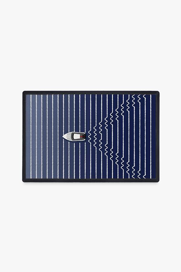 Paillasson lavable Coastal Nautical avec motif de voilier ombré bleu pour l'entrée et le porche